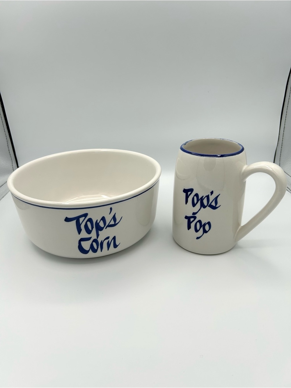 Vtg Clay Design Ceramic Pop's Popcorn Bowl & Mug White Blue Novelty Food & Drink